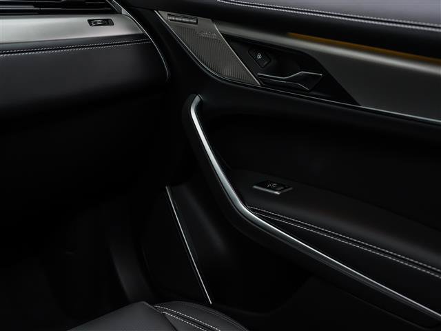 New 2025 Jaguar F-PACE R-Dynamic S AWD/4WD image 30