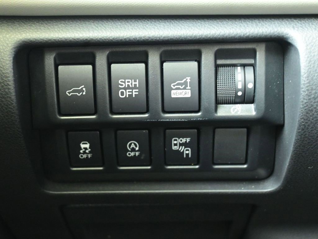 Certified 2024 Subaru Forester Limited image 24