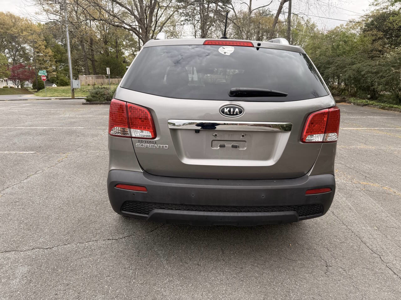 Used 2013 Kia Sorento LX w/ Convenience Pkg FWD image 6