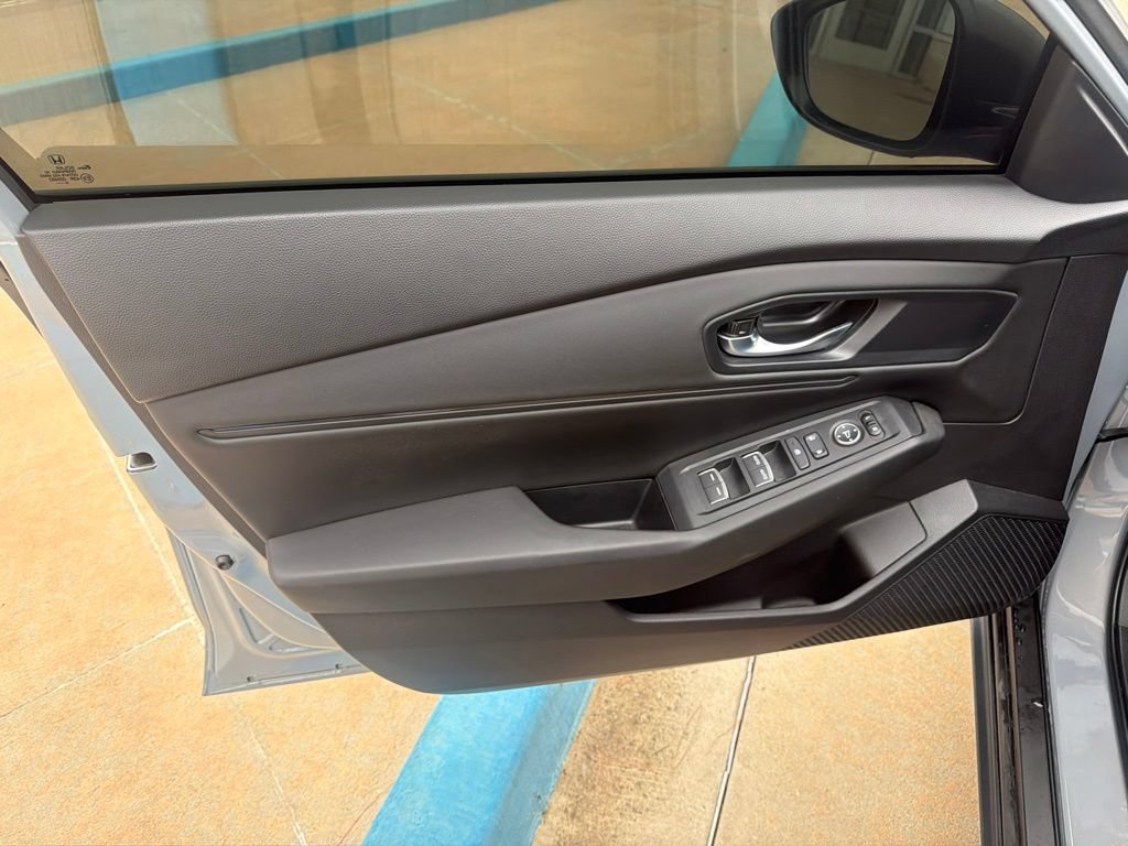 Used 2025 Honda Accord SE image 18