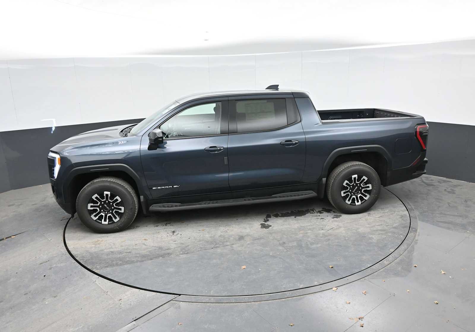 New 2026 GMC Sierra EV Elevation AWD/4WD image 28