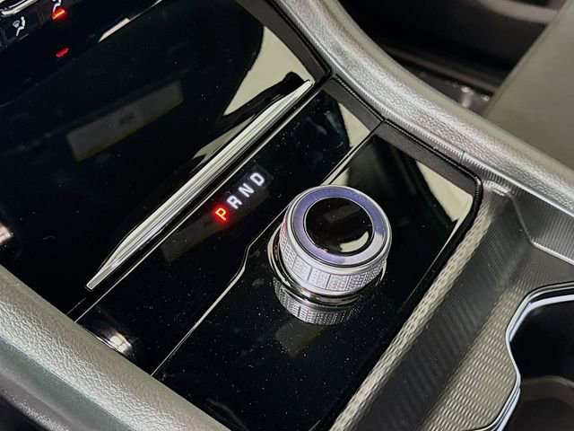 New 2025 Jeep Grand Cherokee L Laredo image 16