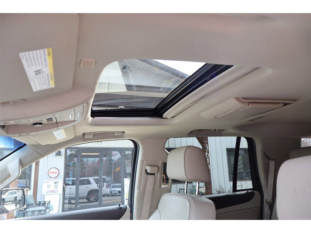 Used 2020 GMC Yukon Denali w/ Open Road Package image 20