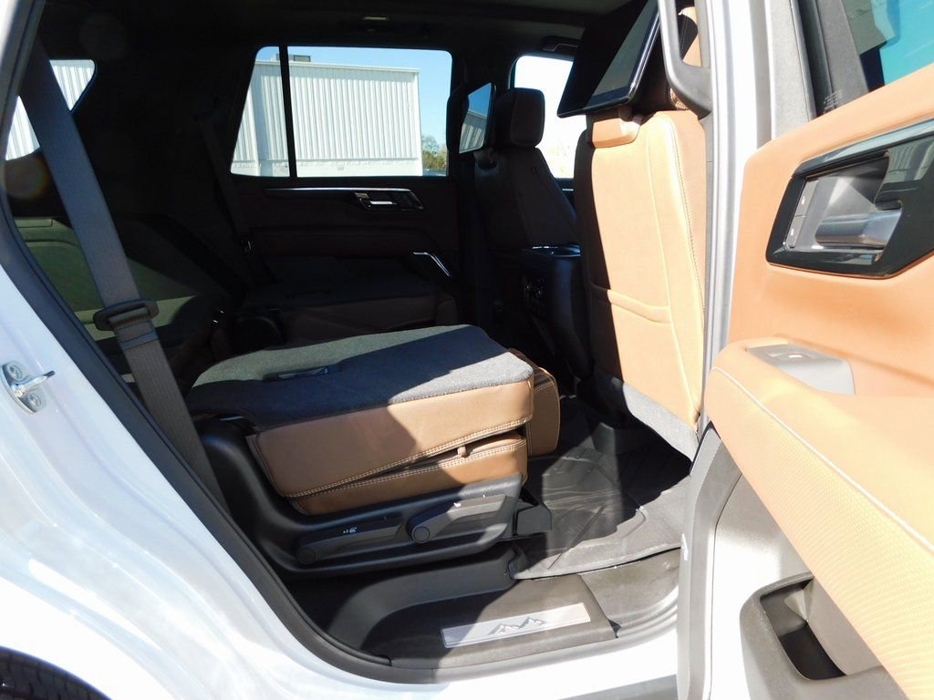 New 2026 Chevrolet Tahoe High Country image 33