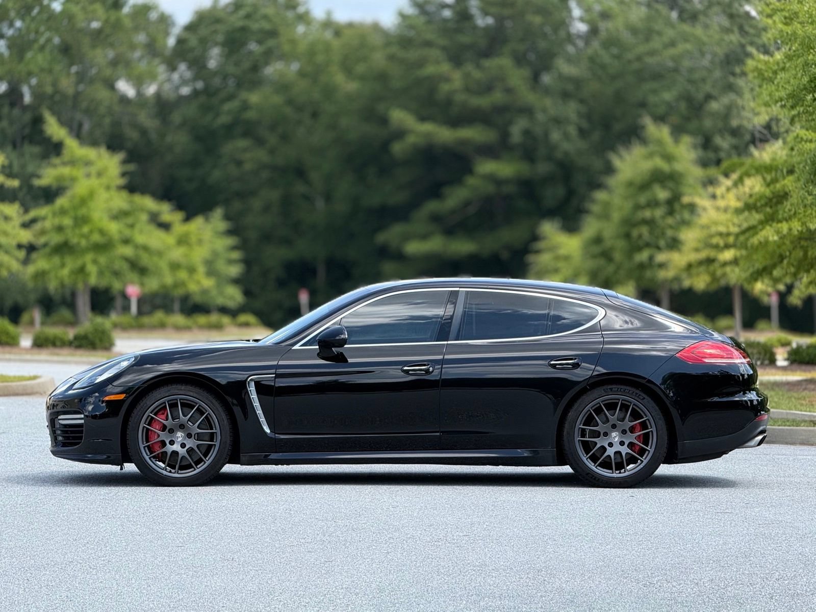 Used 2014 Porsche Panamera AWD/4WD image 9