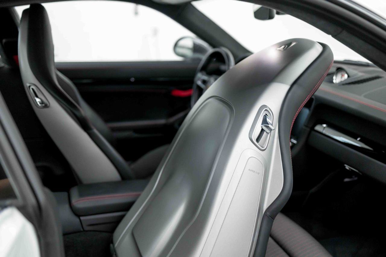Used 2018 Porsche 911 Carrera T RWD image 64