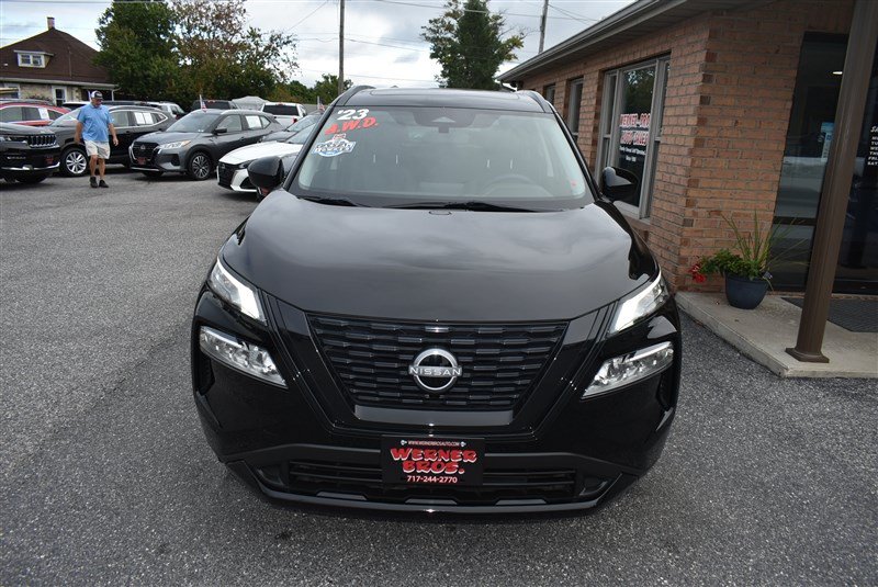 Used 2023 Nissan Rogue SV w/ SV Premium B Package AWD/4WD image 9