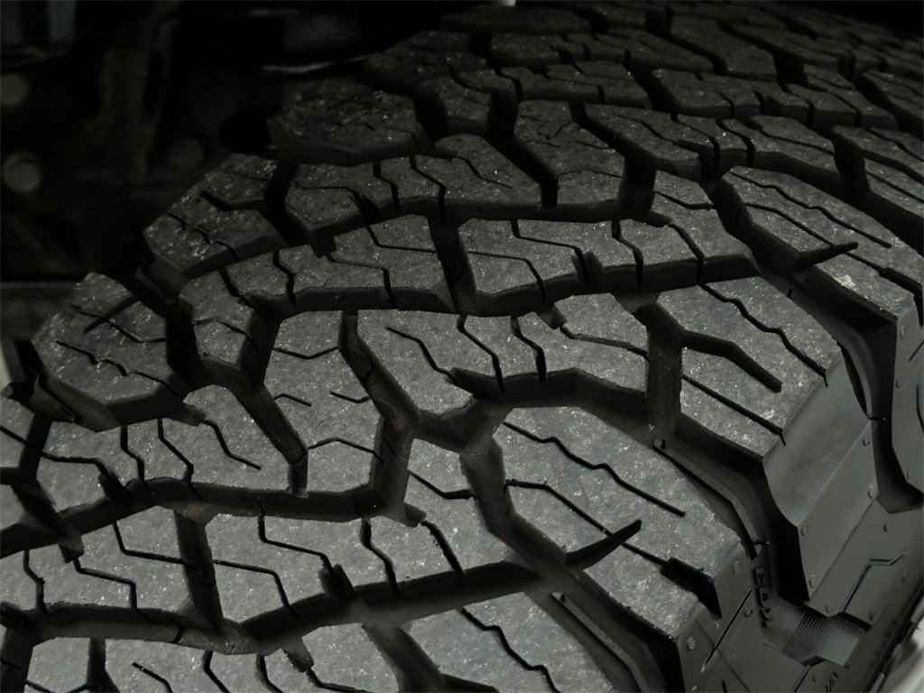 Used 2020 Jeep Gladiator Sport w/ Quick Order Package 24S image 27