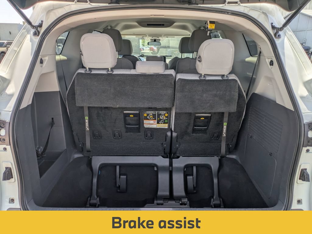 Used 2022 Toyota Sienna LE FWD image 26