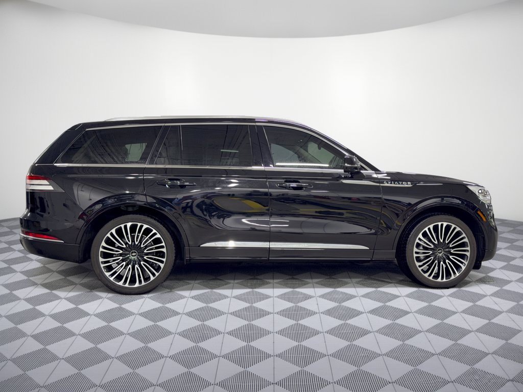 Used 2024 Lincoln Aviator Black Label w/ Dynamic Handling Package AWD/4WD image 8