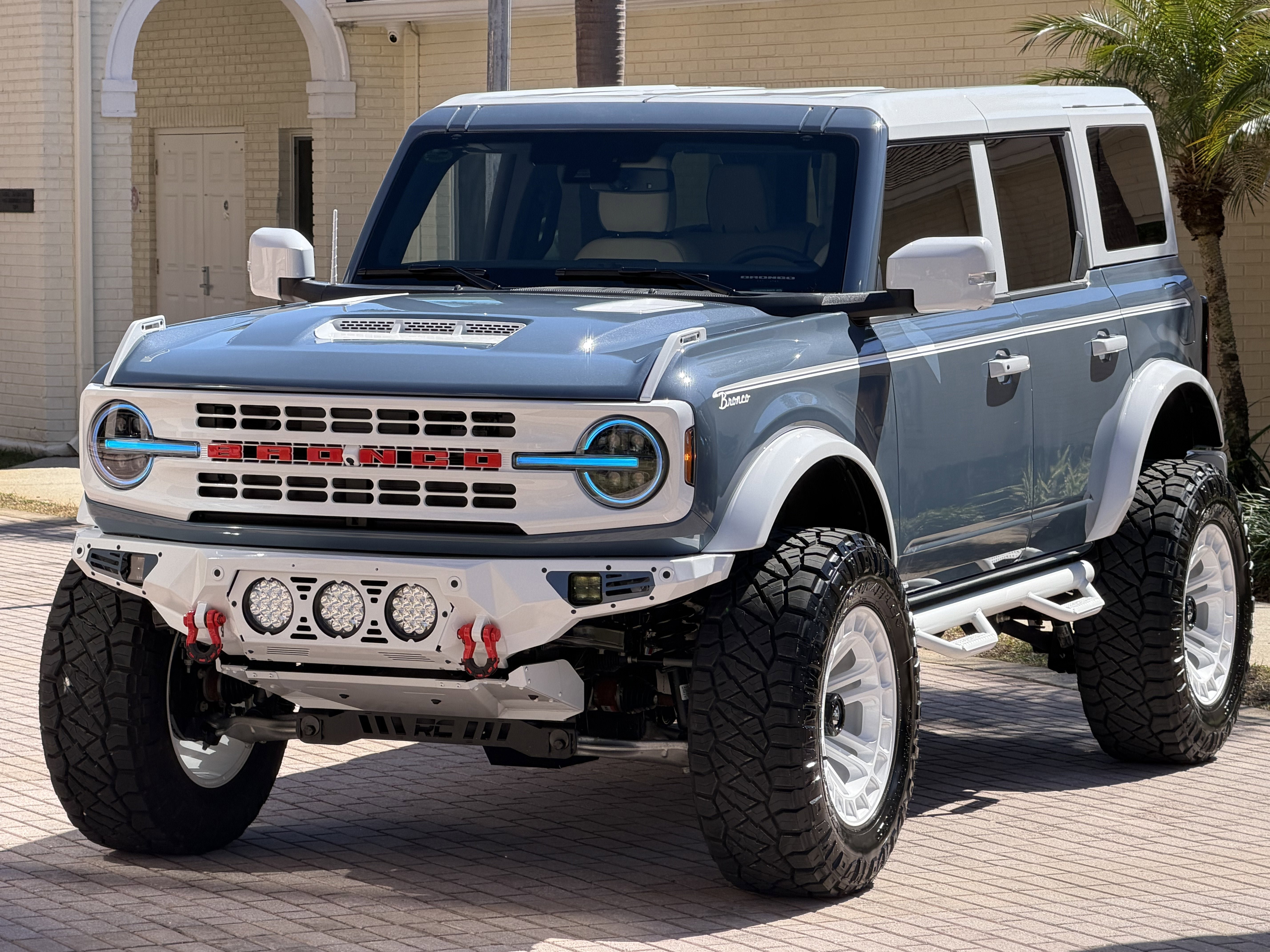 Used 2025 Ford Bronco Outer Banks AWD/4WD image 31