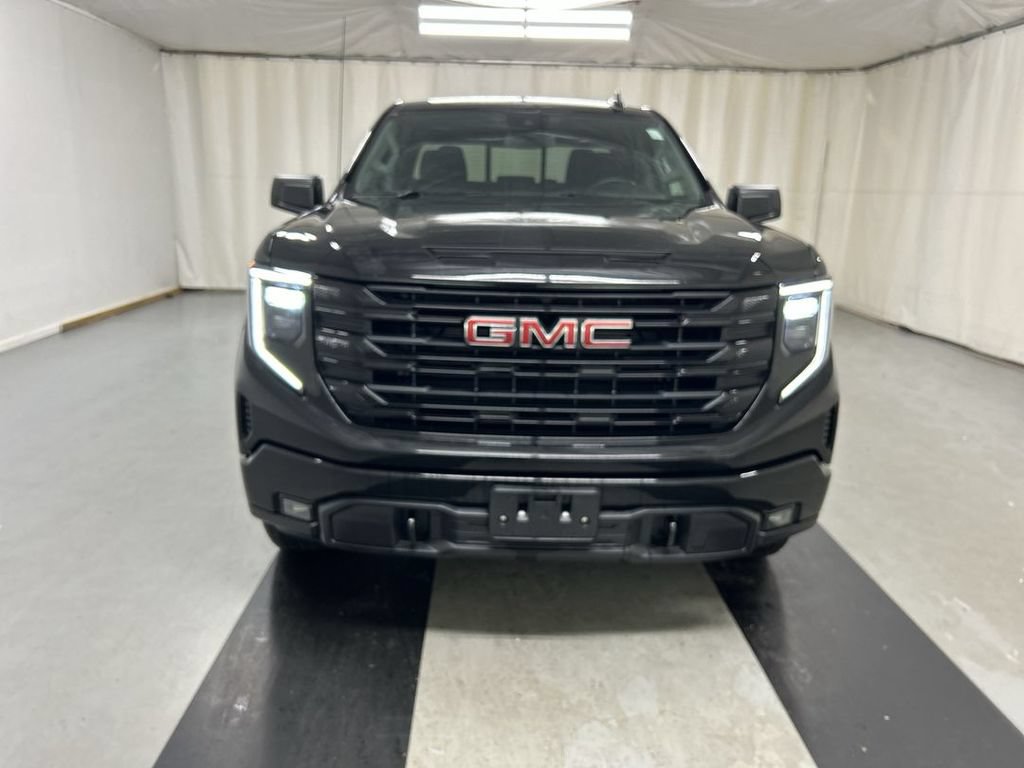 Certified 2023 GMC Sierra 1500 Elevation w/ Preferred Package AWD/4WD image 3