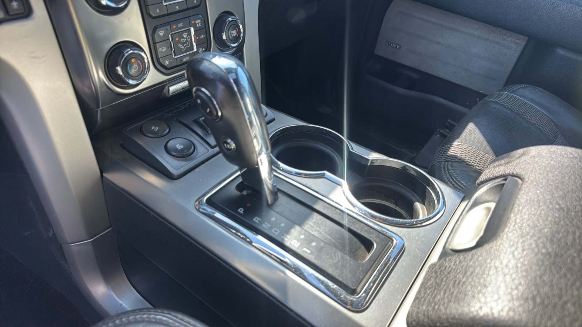 Used 2013 Ford F150 Raptor w/ Luxury Equipment Group AWD/4WD image 23