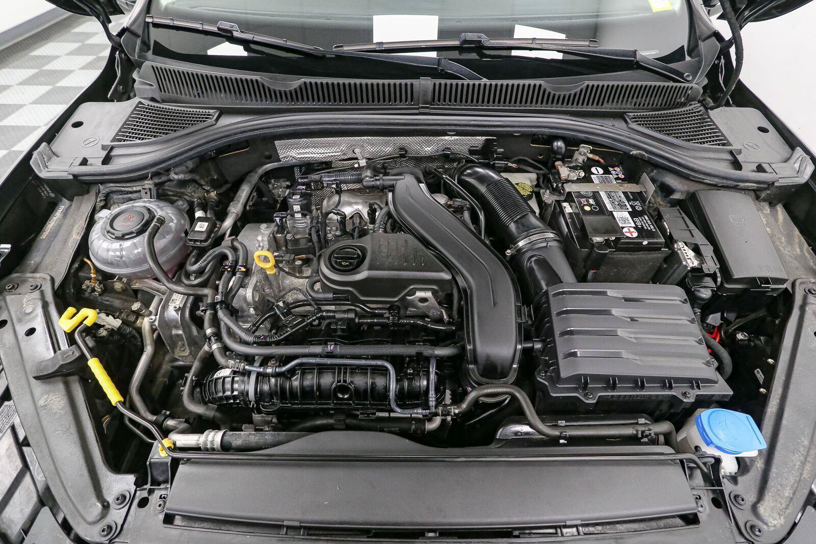 Certified 2023 Volkswagen Jetta SEL FWD image 15