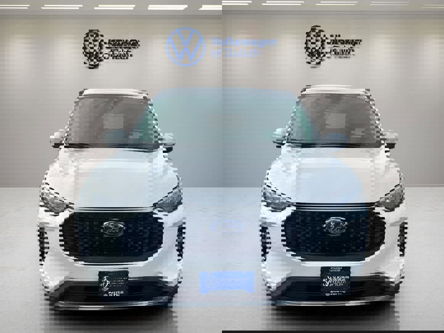 Used 2023 Ford Escape Platinum w/ Premium Technology Package image 8