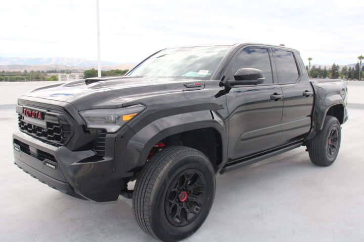 Certified 2025 Toyota Tacoma TRD Pro w/ Tow Tech Package AWD/4WD image 8