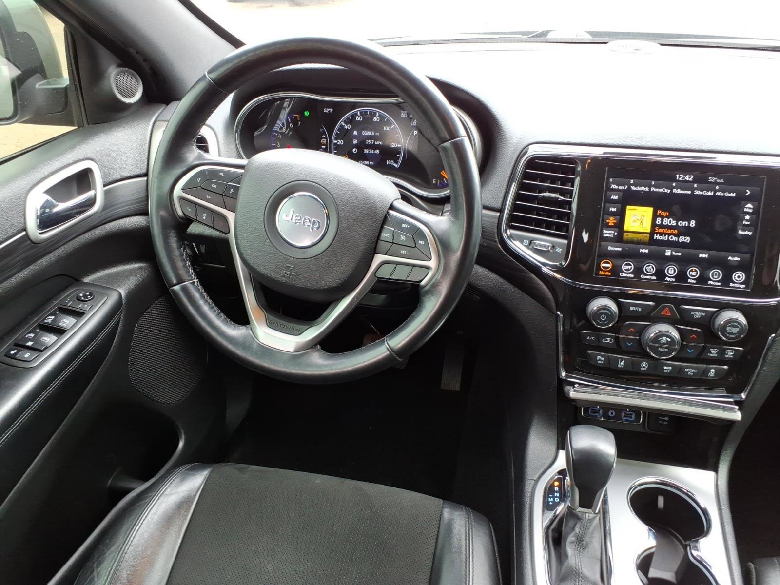 Used 2021 Jeep Grand Cherokee Altitude AWD/4WD image 14