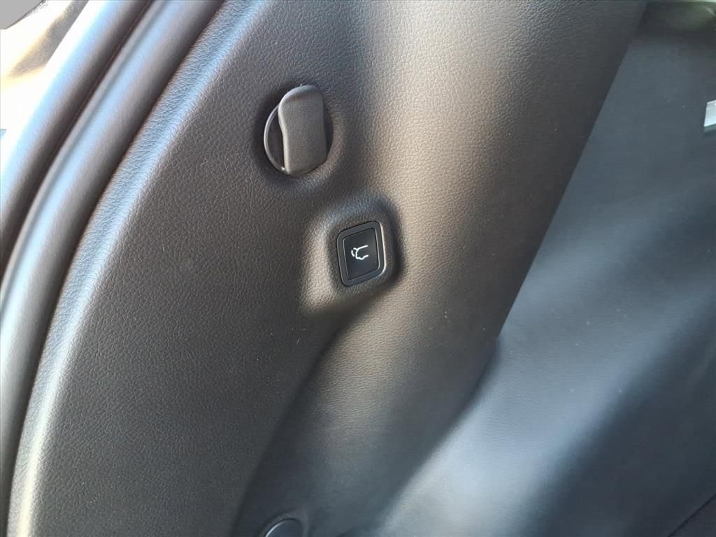 New 2026 Jeep Compass Limited image 6