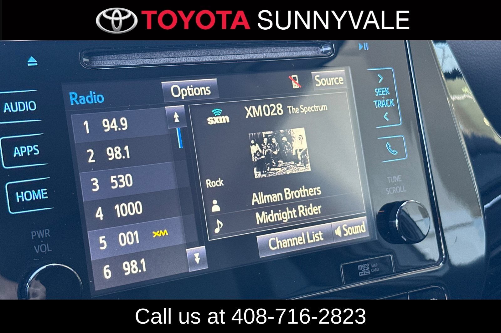 Used 2016 Toyota Prius Three Touring FWD image 22