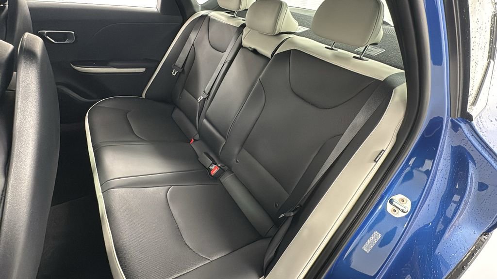 New 2025 Kia K4 GT-Line w/ GT-Line Premium Package image 12