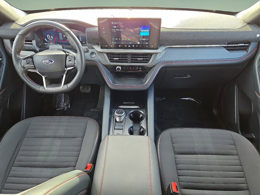 Used 2025 Ford Explorer ST-Line w/ ST-Line Street Pack image 19