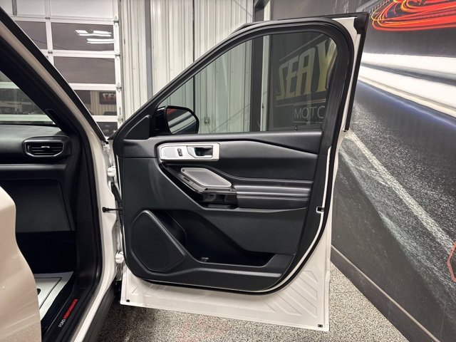 Used 2023 Ford Explorer ST w/ Equipment Group 401A image 30