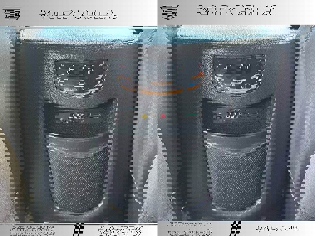 Used 2016 Cadillac Escalade Platinum image 11