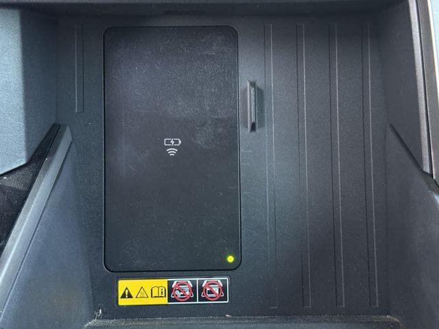 Used 2025 Toyota Tundra Limited AWD/4WD image 22