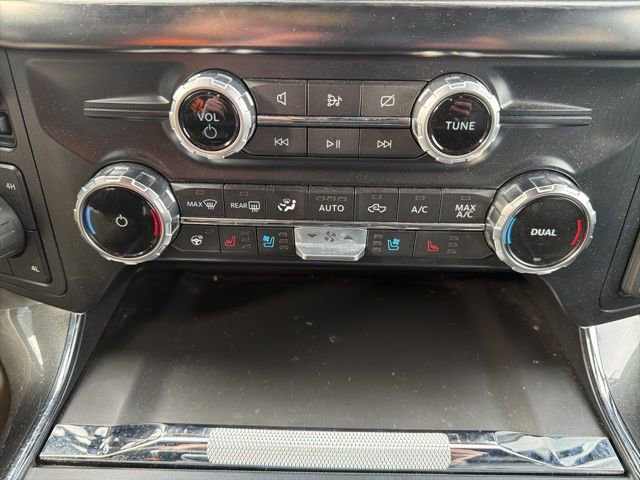 Used 2022 Ford F150 Lariat w/ Equipment Group 502A High image 39