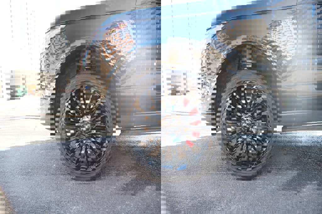 Used 2019 Land Rover Range Rover Autobiography image 5