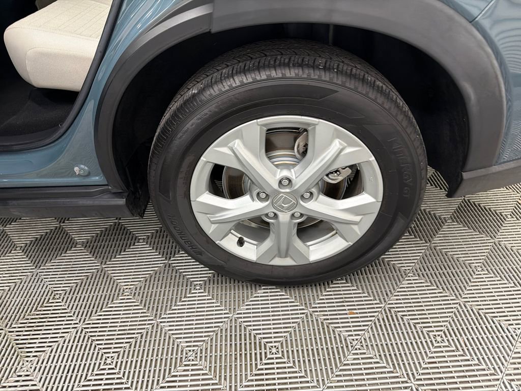 Used 2023 Honda HR-V LX image 19