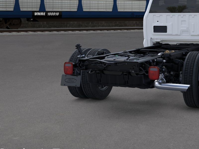 New 2026 Ford F450 XL w/ XL Chrome Package RWD image 27