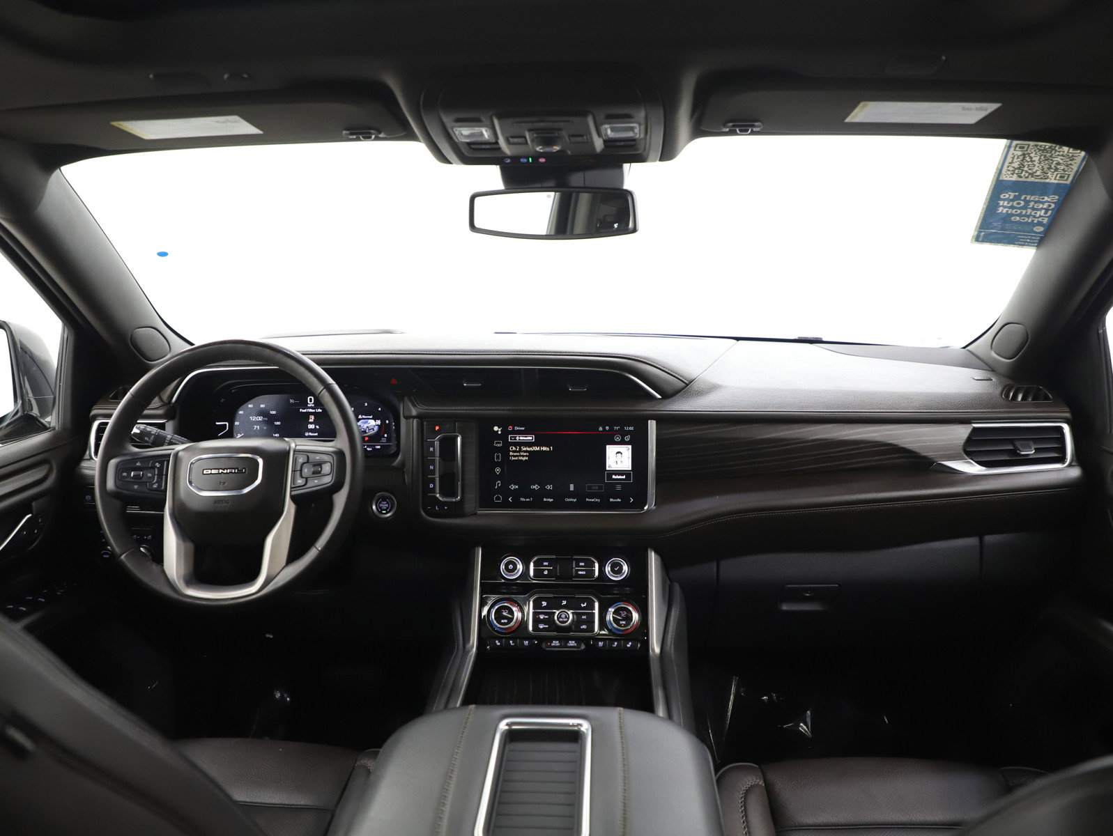 Used 2023 GMC Yukon XL Denali image 14