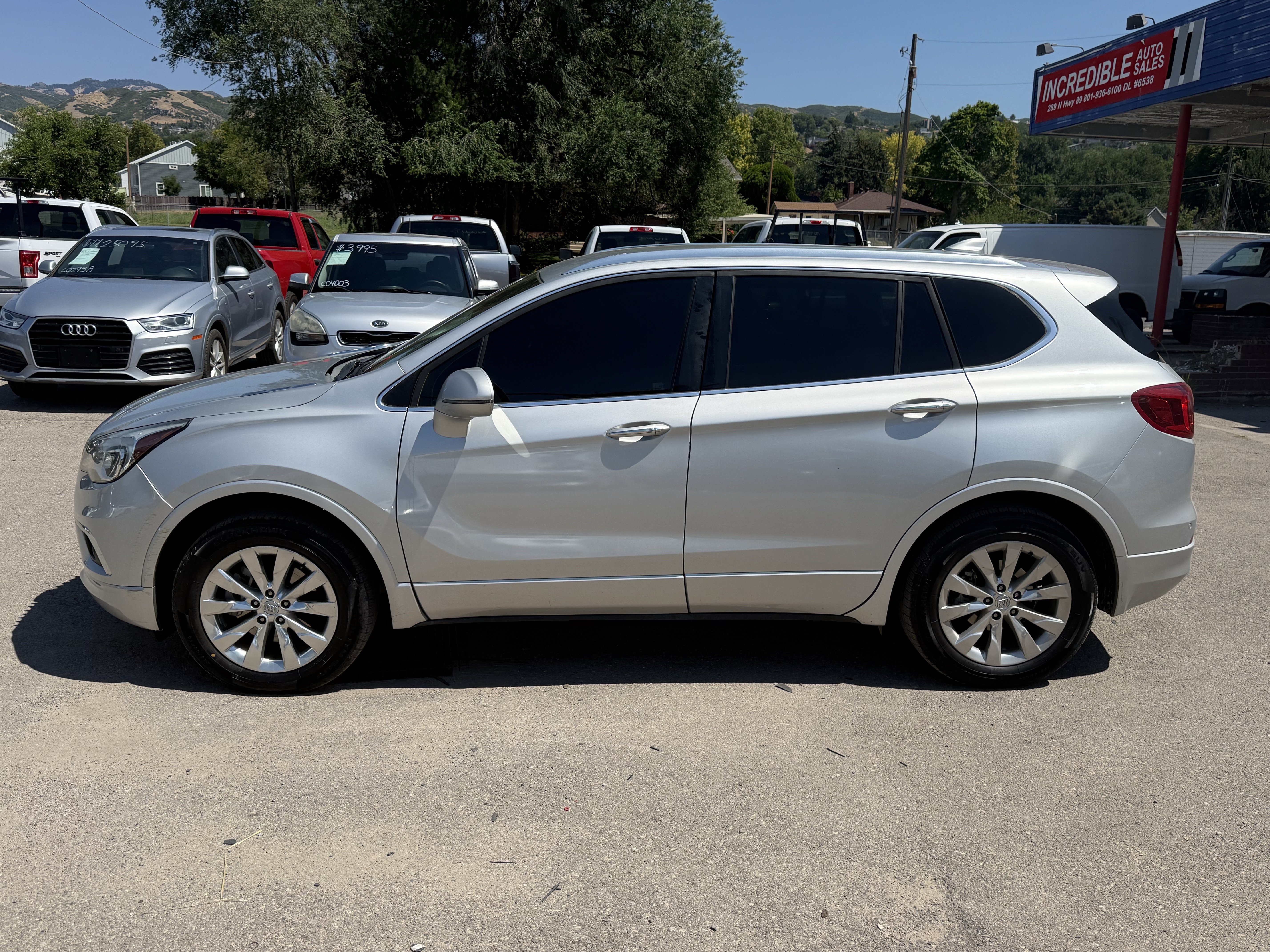 Used 2017 Buick Envision Essence FWD image 7