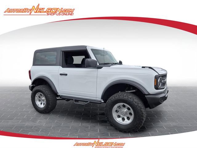 Used 2025 Ford Bronco 2-Door AWD/4WD image 1