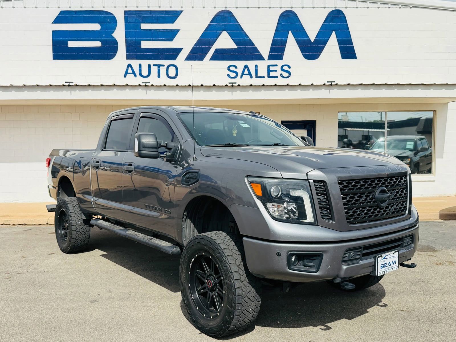 Used 2019 Nissan Titan SV w/ SV Convenience Package