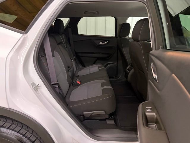 Used 2025 Chevrolet Blazer LT FWD image 20