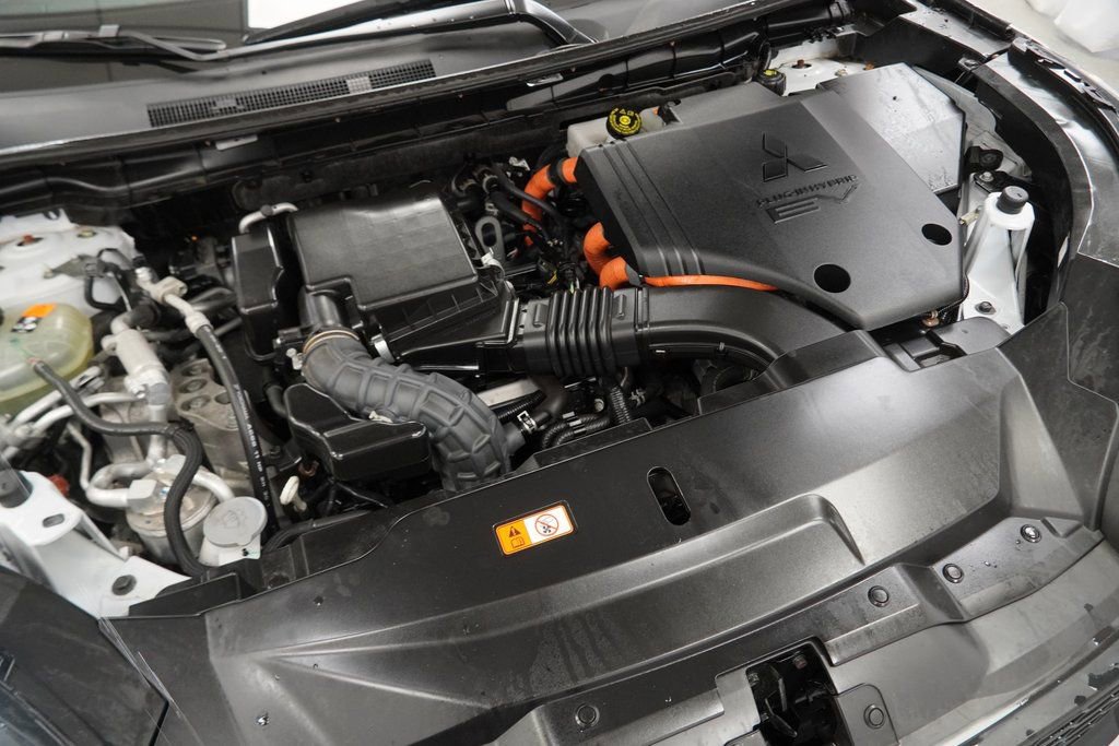 Used 2023 Mitsubishi Outlander SE image 54