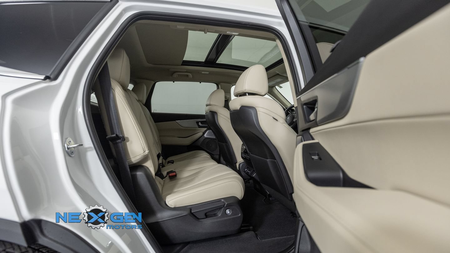 Used 2025 Acura MDX SH-AWD w/ Technology Package image 35