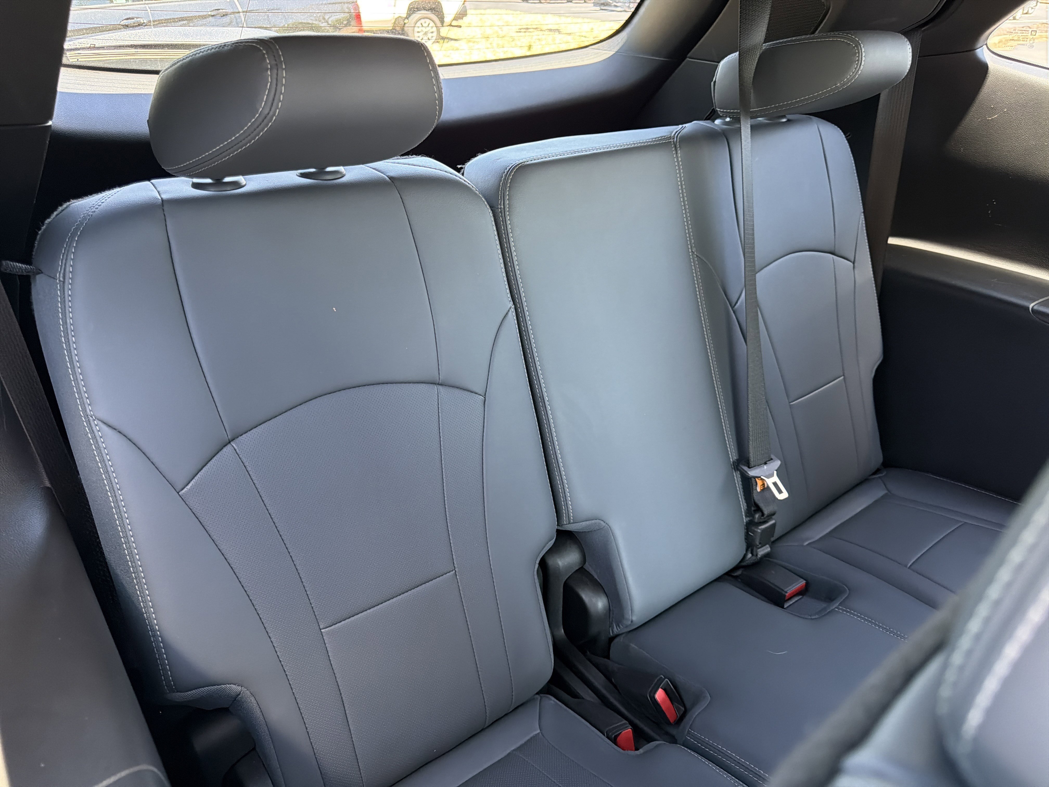 Used 2023 Buick Enclave Essence w/ Experience Buick Package AWD/4WD image 16