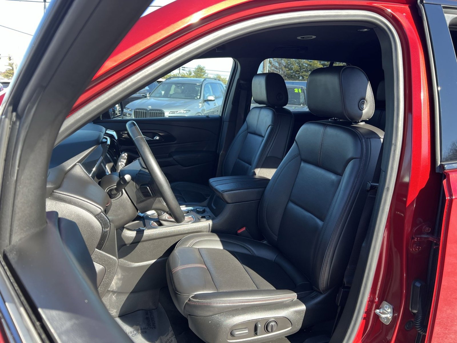 Used 2023 Chevrolet Traverse RS w/ LPO, Cargo Package image 13