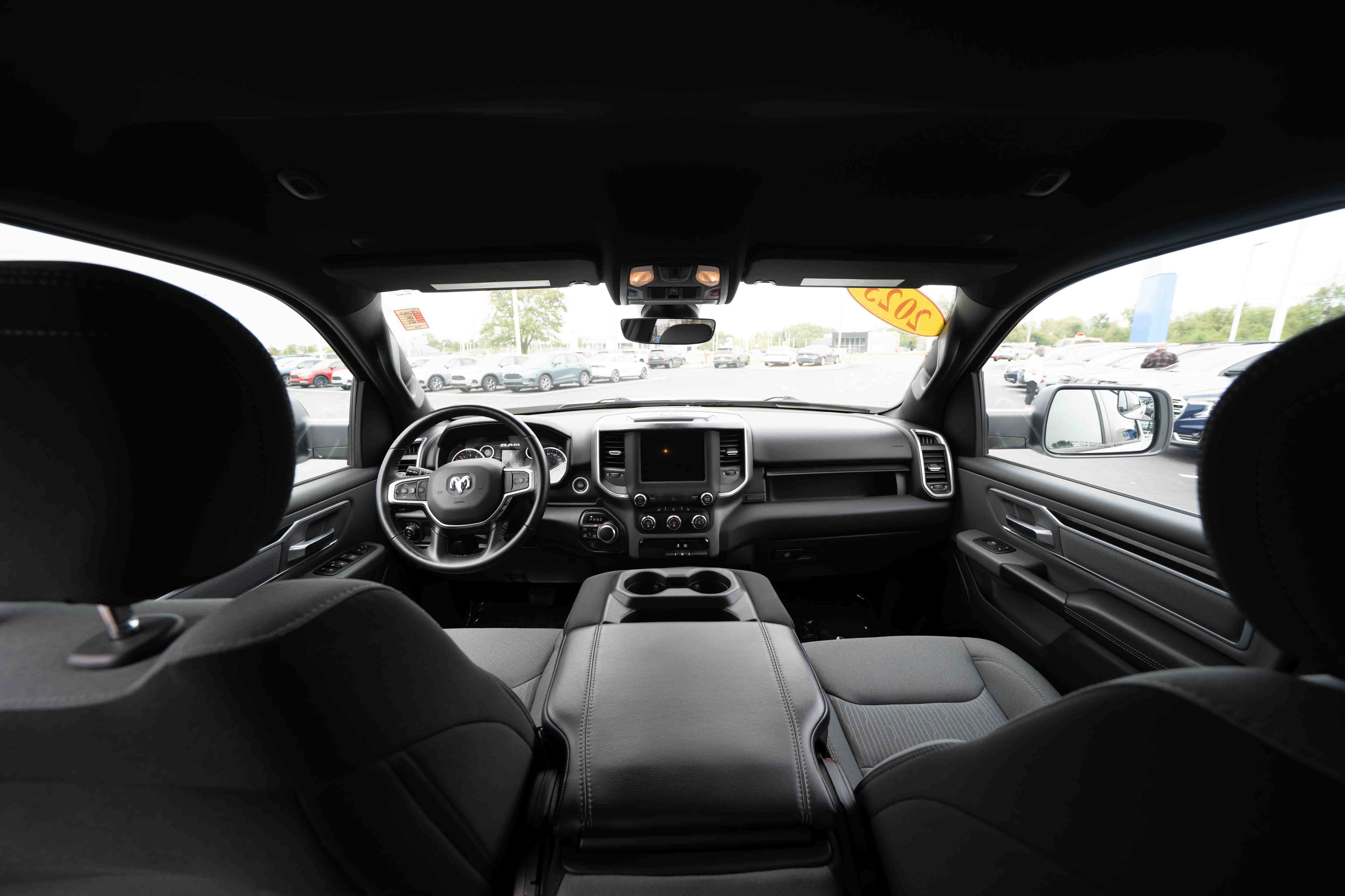 Used 2023 RAM 1500 Big Horn AWD/4WD image 18