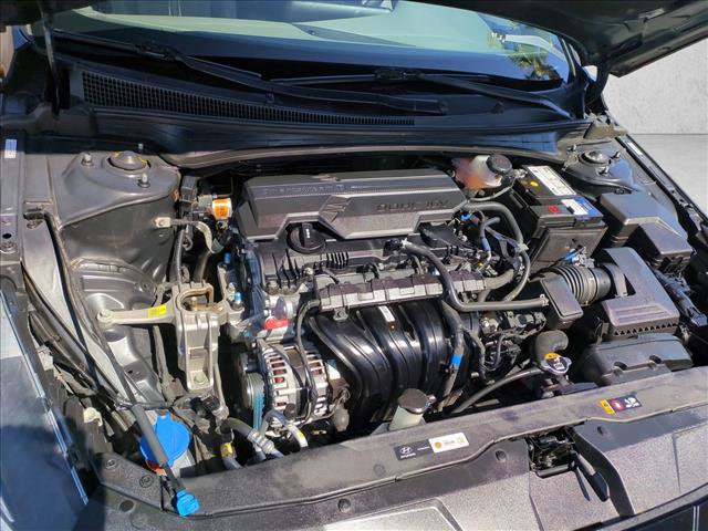 Used 2023 Hyundai Elantra SEL w/ Convenience Package image 21