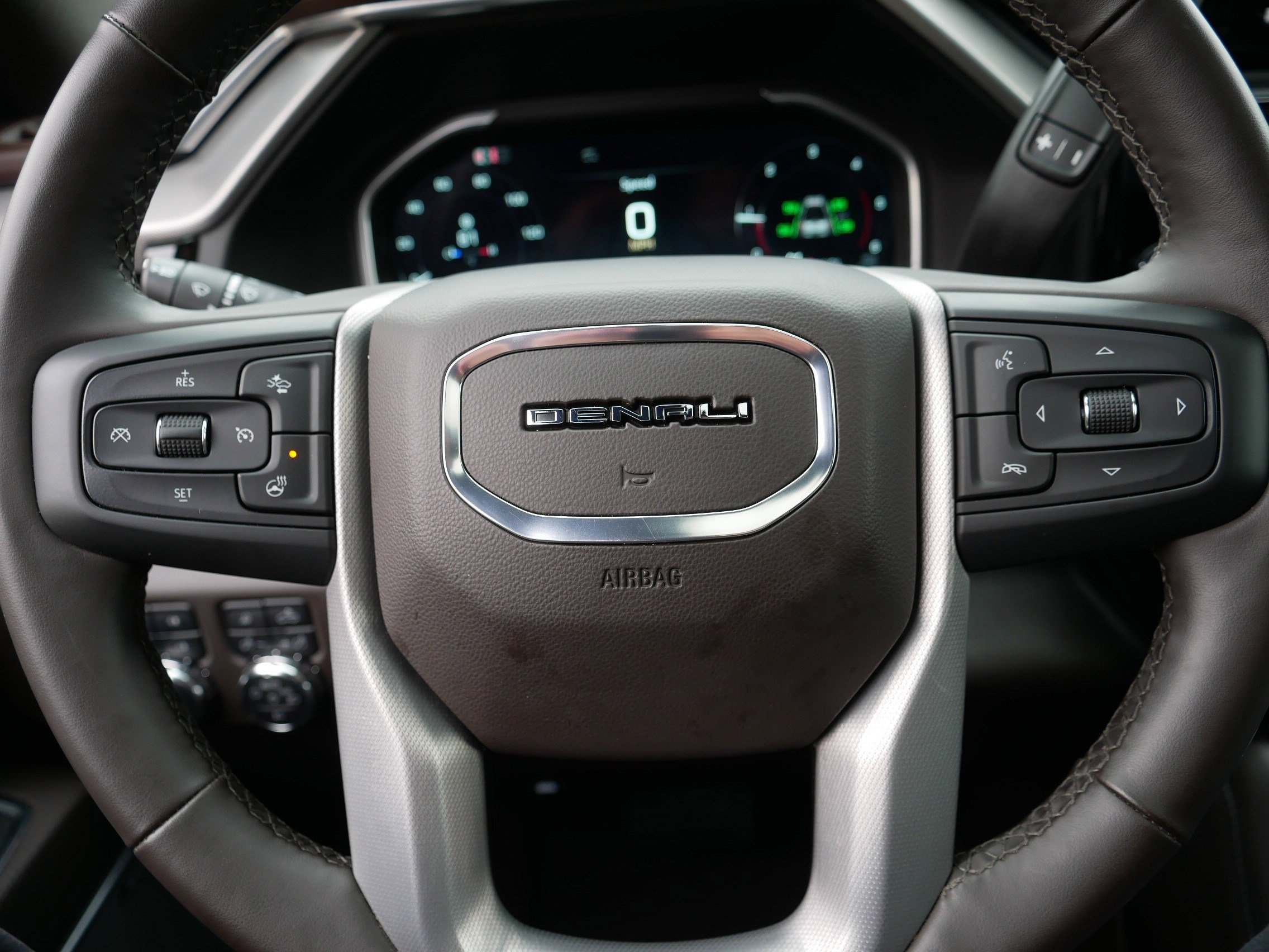 Used 2024 GMC Sierra 3500 Denali w/ Denali Reserve Package image 25