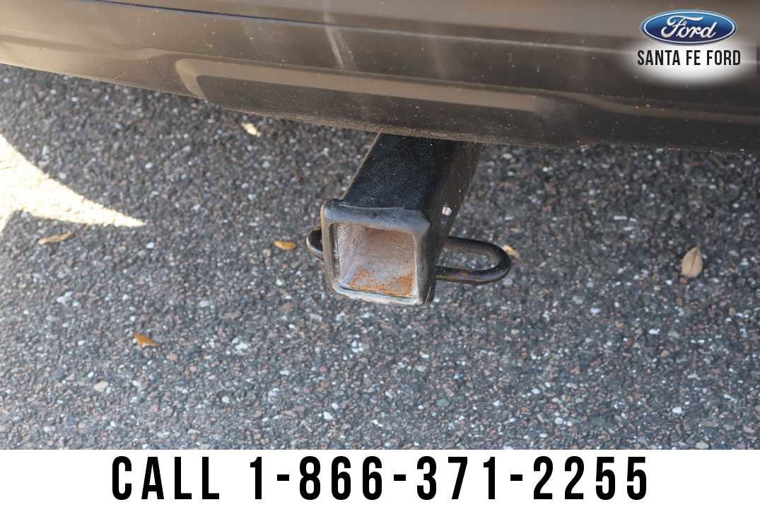 Used 2022 GMC Terrain SLE image 9