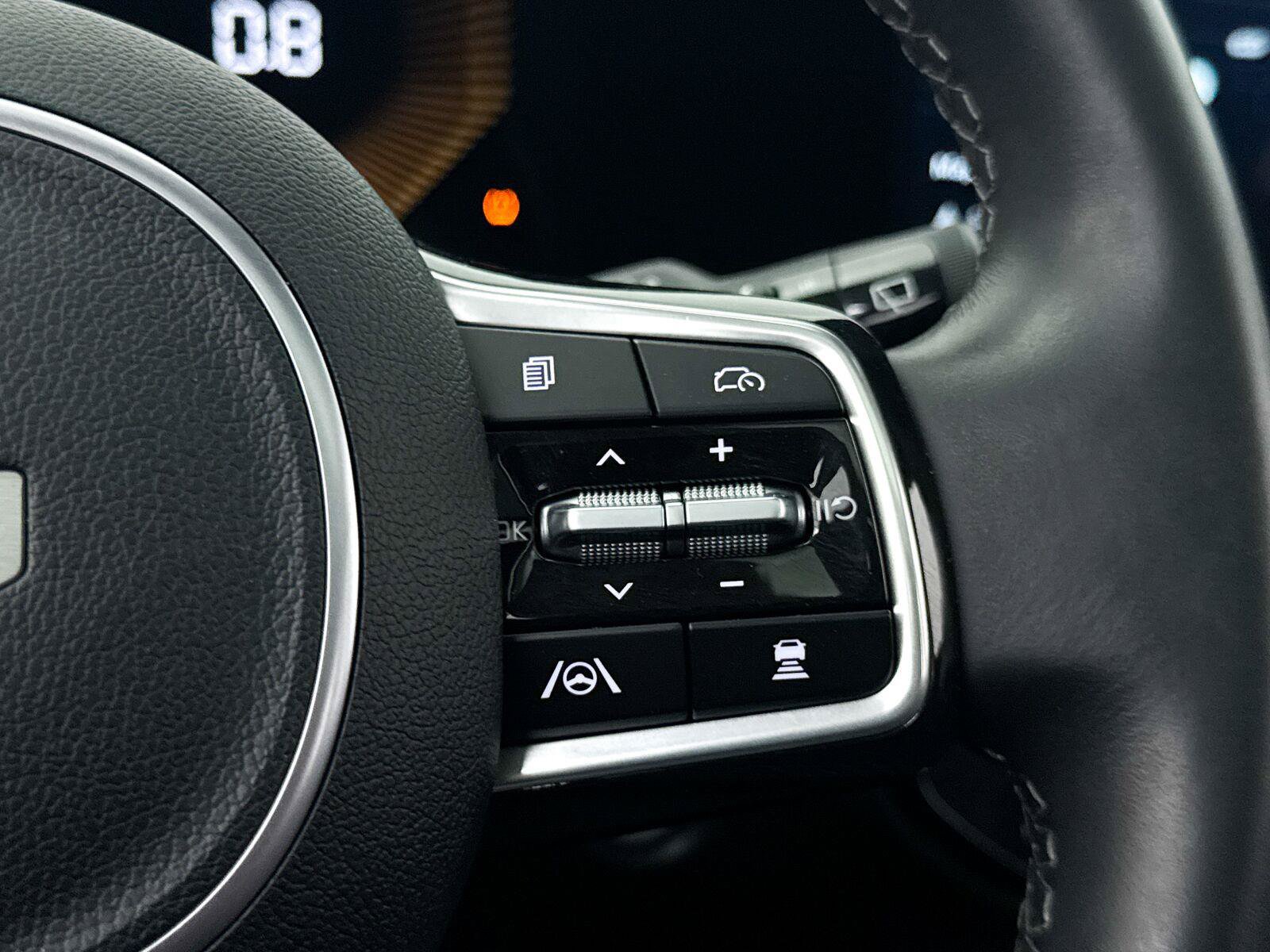 Used 2024 Kia Sorento S w/ Panoramic Sunroof Package FWD image 34