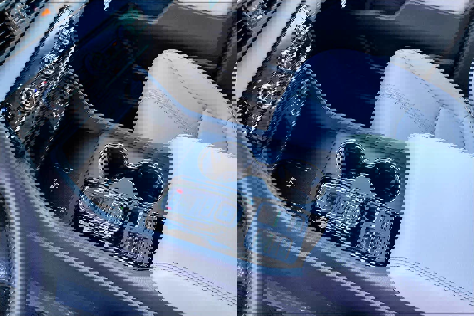 New 2025 Honda Pilot Touring image 11