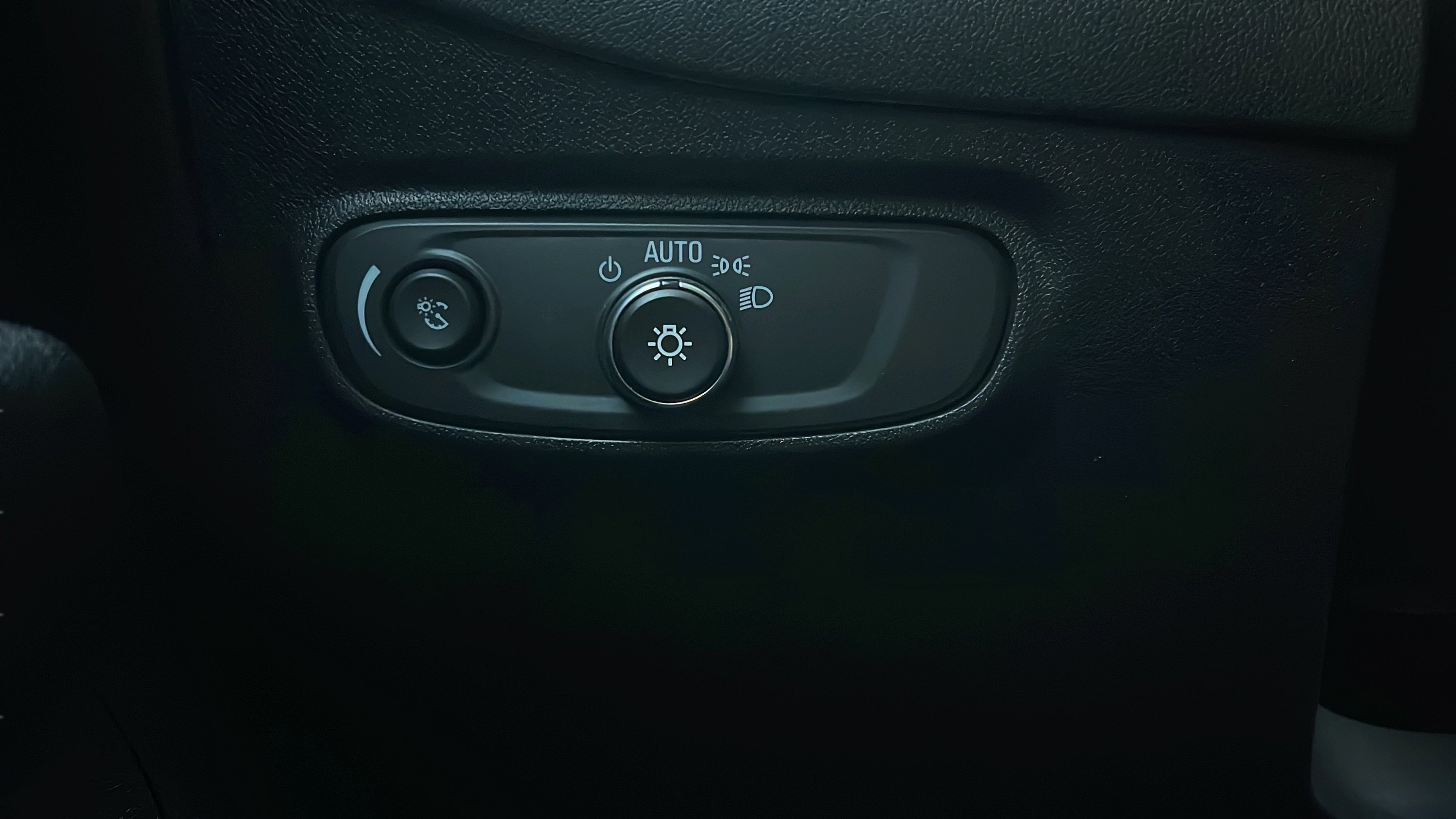 Used 2024 Chevrolet Equinox LT image 18