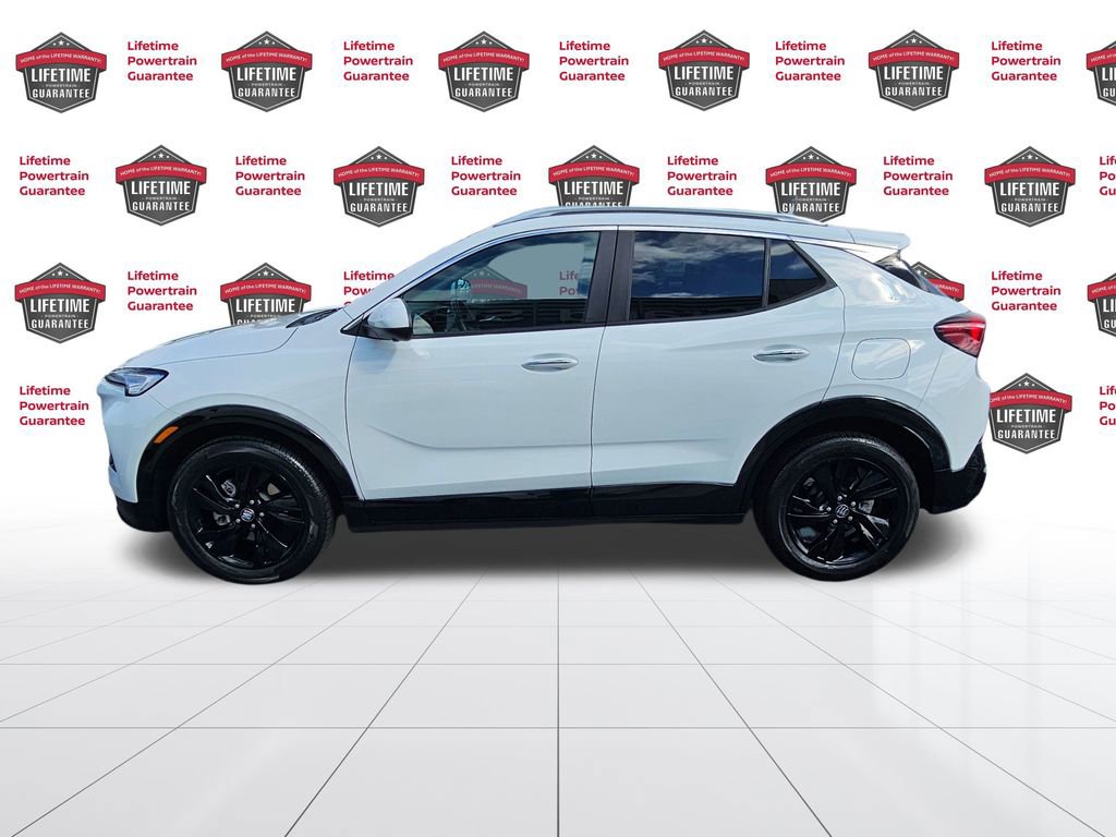 Used 2024 Buick Encore GX Sport Touring w/ Comfort Package image 2