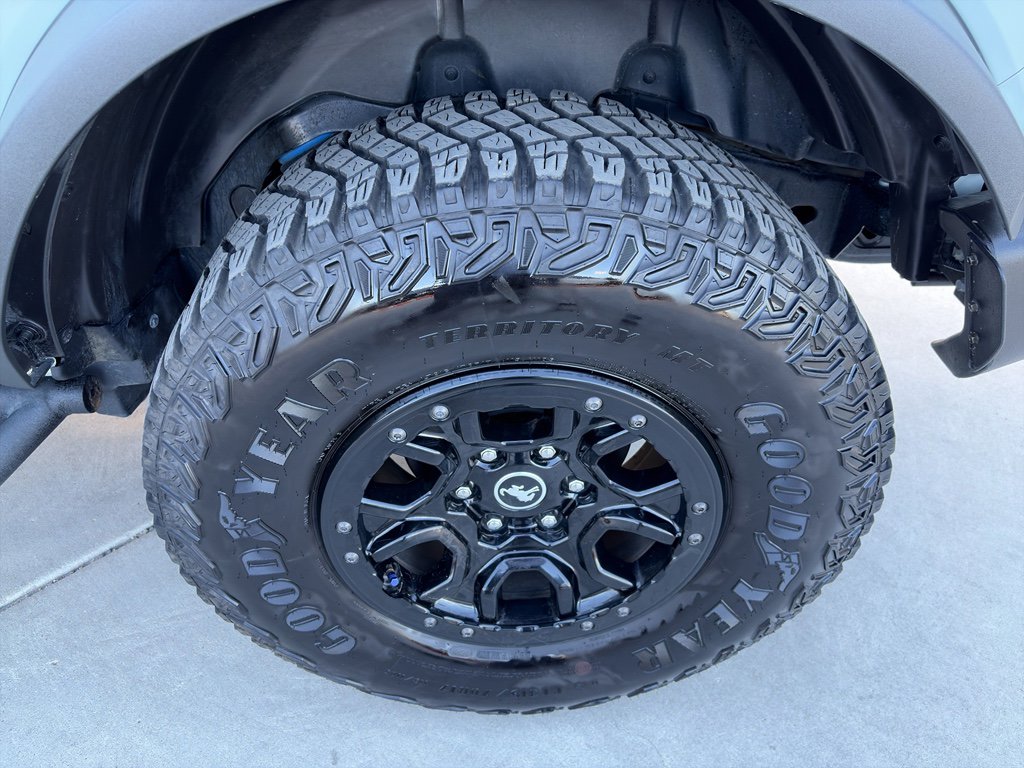 Used 2023 Ford Bronco Wildtrak image 16